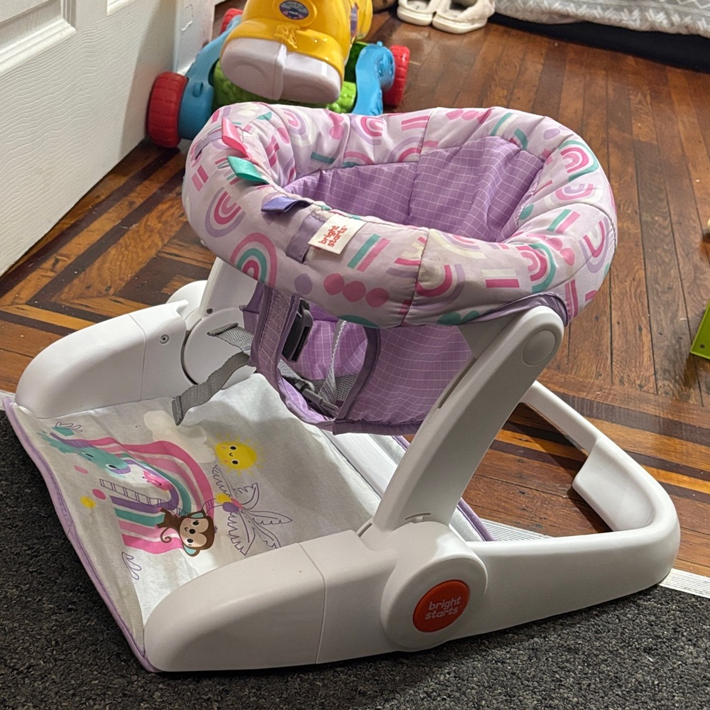 Colorful Baby seat with Fun Patterns - Picture 4 of 5